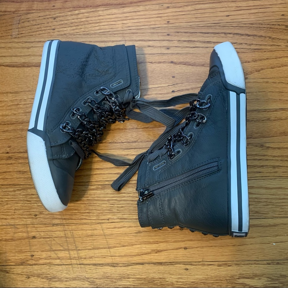 UES Nise Lambskin high top